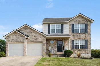 large cul de sac home in Independenc, KY