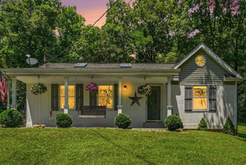 Cottage-style house in Northern Kentucky Cottage-style house in Northern Kentucky